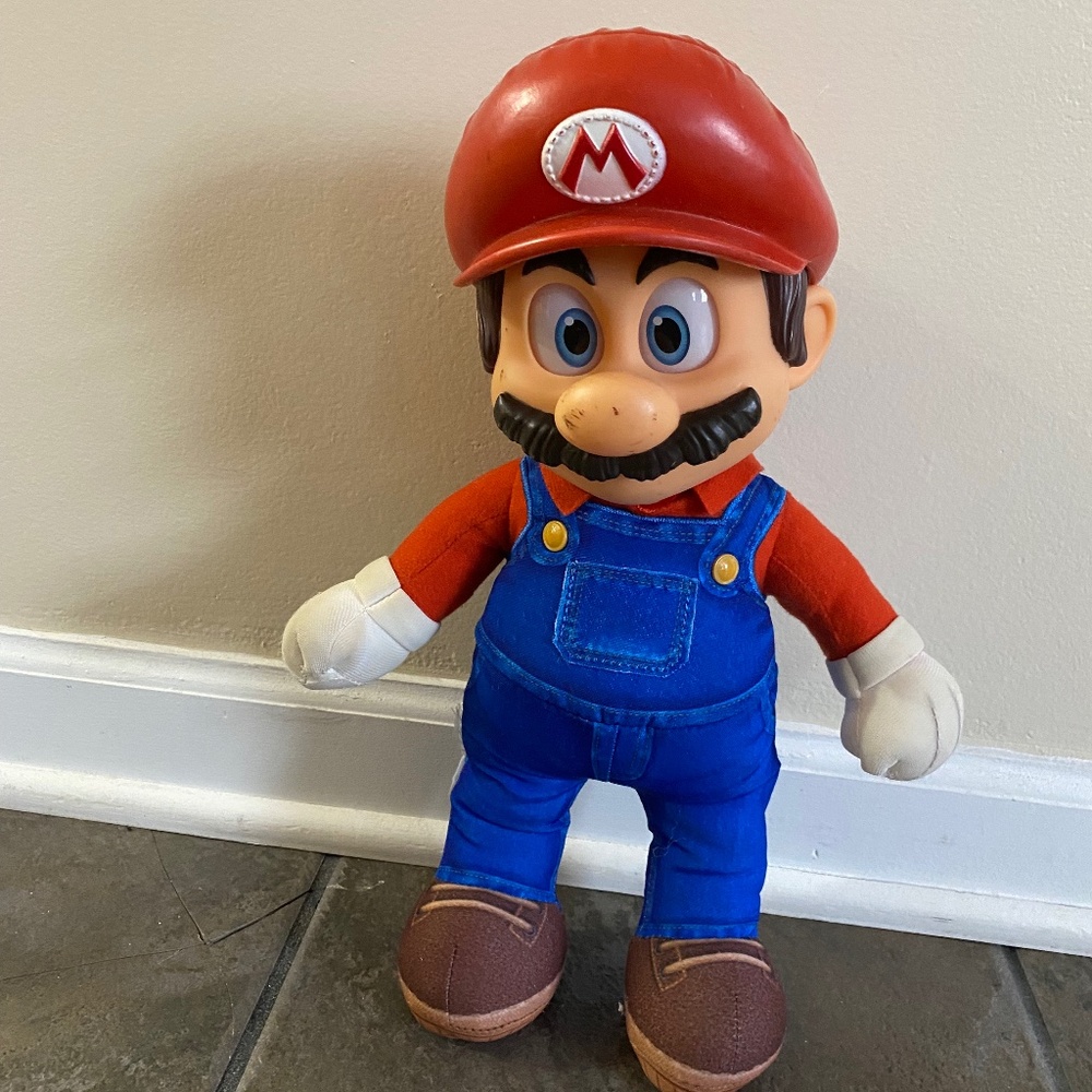 Super Mario Action Figure